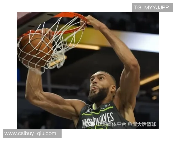 爱德华兹精准传球助攻戈贝尔轻松扣篮破包夹防守 爱德华兹精准传球助攻戈贝尔轻松扣篮破包夹防守