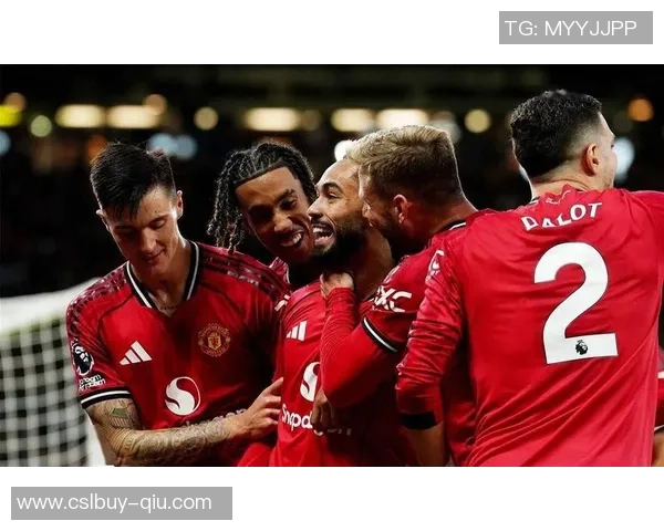 英超争夺激烈曼联仅差1分冲击前六席位 英超争夺激烈曼联仅差1分冲击前六席位